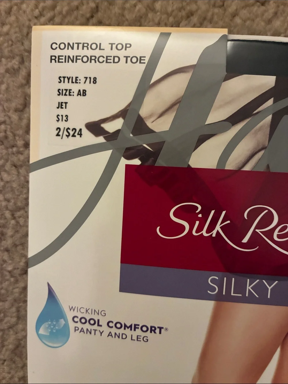 Hanes Silk Reflections Silky Sheer Pantyhose - Jet - Size AB